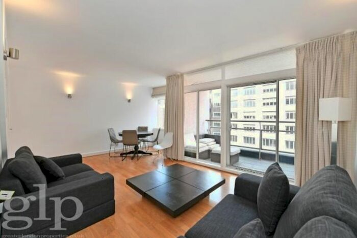 2 Bedroom Flat To Rent In Centre Point House, A St. Giles High Street, London, Greater London, WC2H