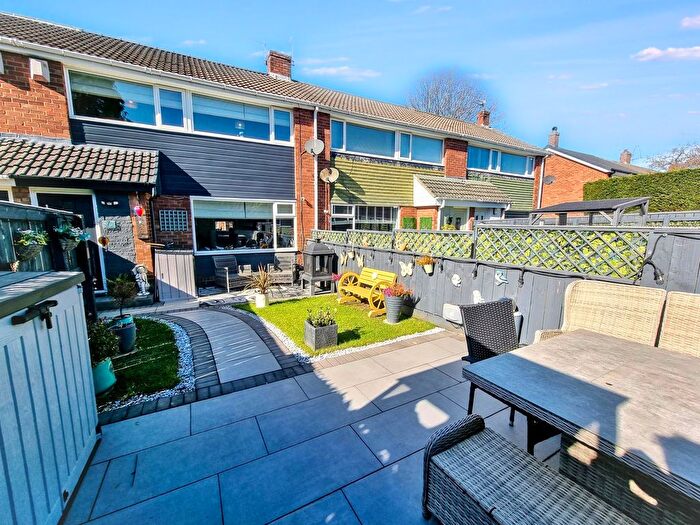 3 Bedroom Terraced House For Sale In Austwick Walk, Chapel House, NE5