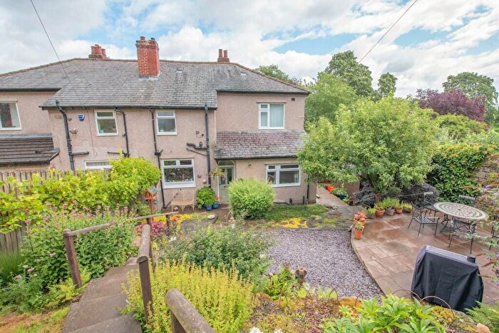 3 Bedroom Semi-Detached House For Sale In The Poplars, Bar House Lane, Utley, BD20