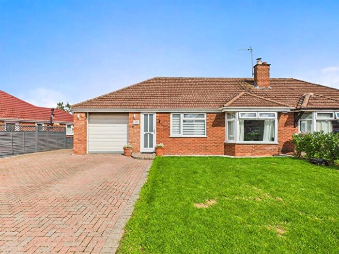 3 Bedroom Semi-Detached Bungalow For Sale In Oxstalls Drive, Longlevens, Gloucester, GL2
