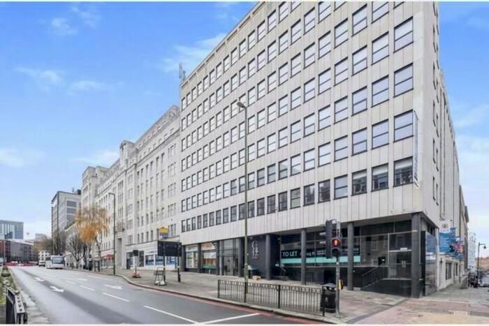 2 Bedroom Flat To Rent In Great Charles Street Queensway, Birmingham, B3
