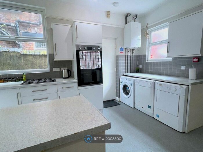 9 Bedroom Terraced House To Rent In Garmoyle Road, Liverpool, L15