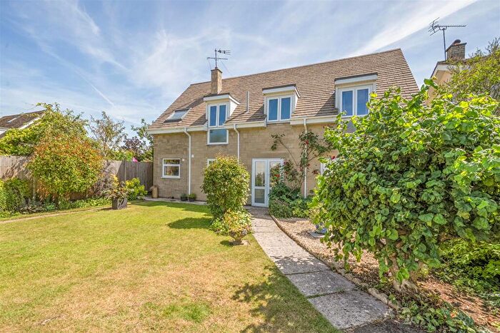 4 Bedroom Detached House For Sale In Cowley Way, Sutton Benger, Chippenham, SN15