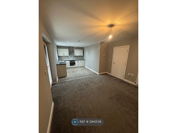 2 Bedroom Flat To Rent In Newmarket Road, Rhyl, LL18