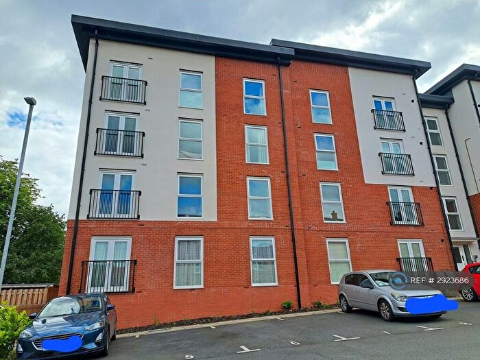 2 Bedroom Flat To Rent In Crouch Court, Birmingham, B29