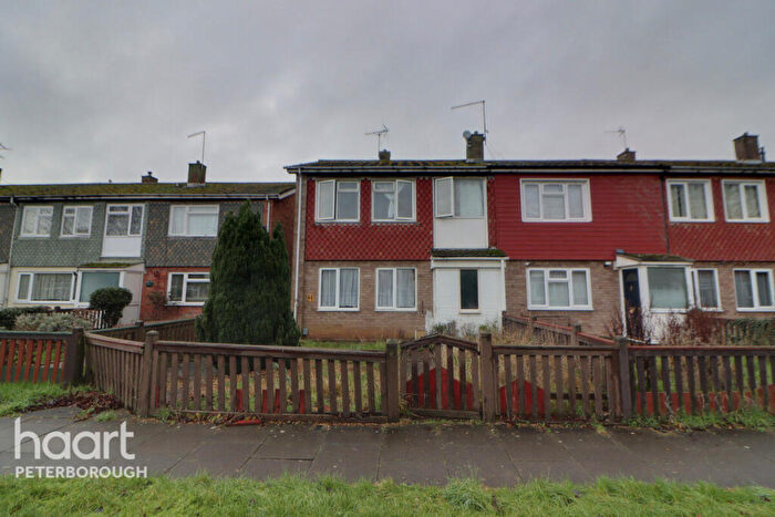 3 Bedroom End Of Terrace House To Rent In Flore Close, Peterborough, PE3