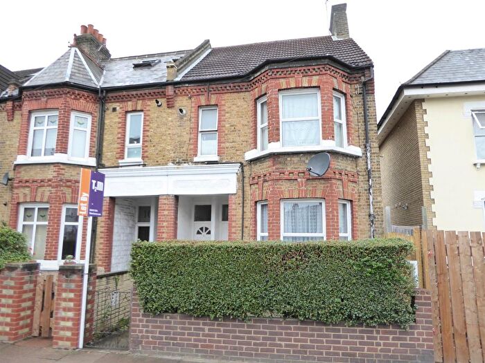 1 Bedroom Maisonette To Rent In Byton Road, Tooting Graveney, SW17