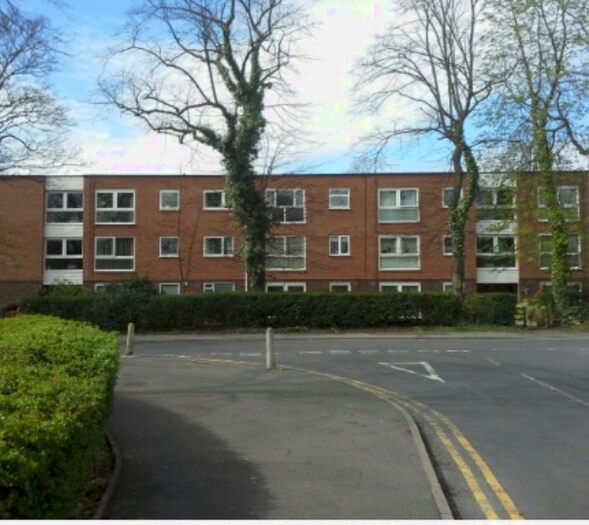 Studio To Rent In Sandwich Road, Manchester, Greater Manchester, M30