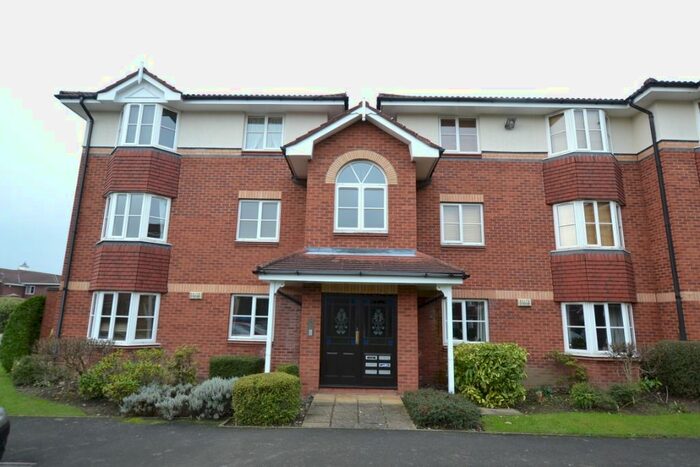 2 Bedroom Flat To Rent In Ringstead Drive, Wilmslow, SK9