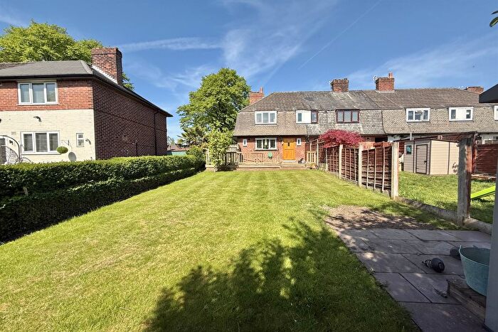 3 Bedroom Semi-Detached House To Rent In Princess Road, Manchester, M20