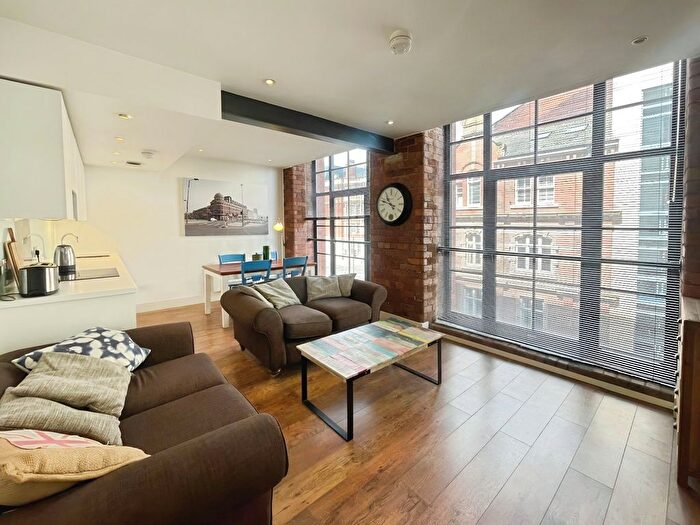 1 Bedroom Flat To Rent In Crispin Lofts, New York Road, Leeds, West Yorkshire, LS2