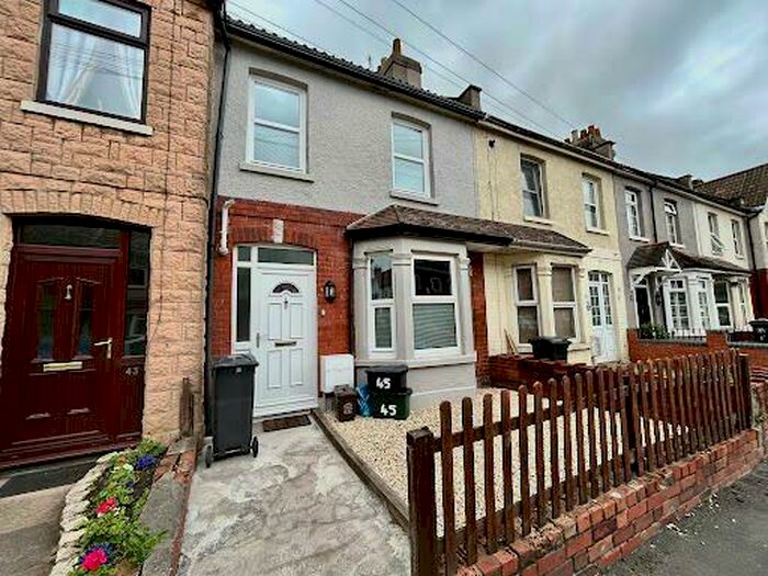 3 Bedroom Terraced House To Rent In Cook Street, Avonmouth, Bristol, BS11