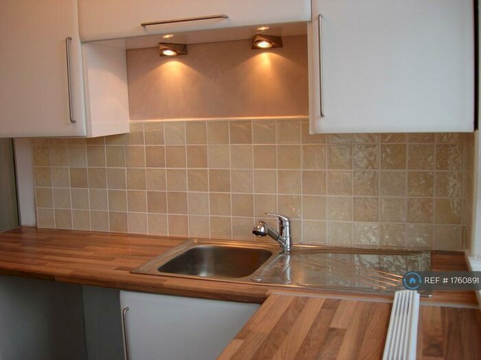 2 Bedroom Terraced House To Rent In Southend Terrace, Gateshead, NE9