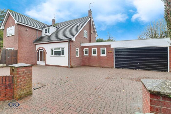 4 Bedroom Detached House For Sale In The Avenue, Alsager, ST7