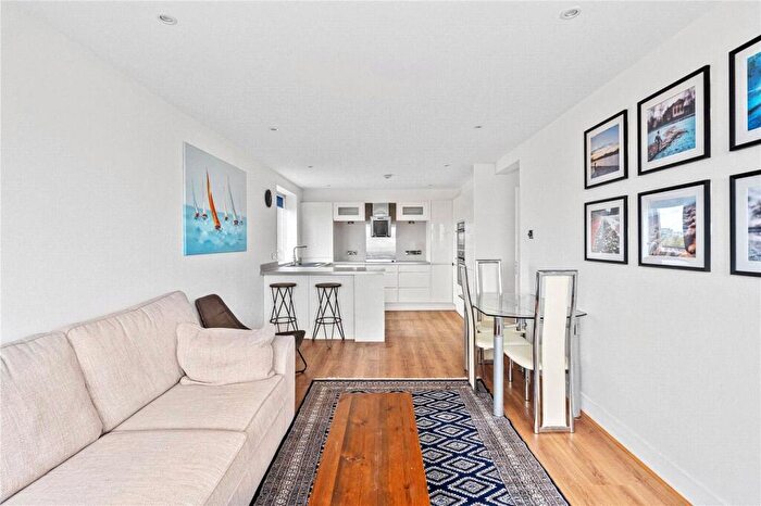 2 Bedroom Apartment To Rent In Austin Road, Battersea, London, SW11