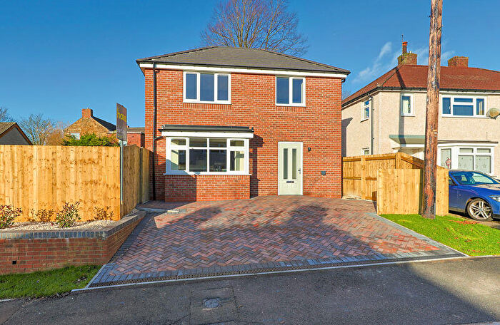 2 Bedroom Detached House For Sale In Burnbridge Road, Old Whittington, Chesterfield, S41