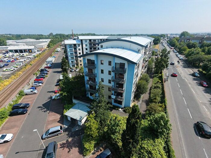 2 Bedroom Flat For Sale In / Drybrough Crescent, Edinburgh, EH16