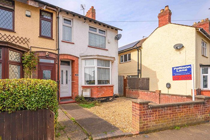 3 Bedroom Semi Detached House For Sale In Bath Road, Kettering, NN16