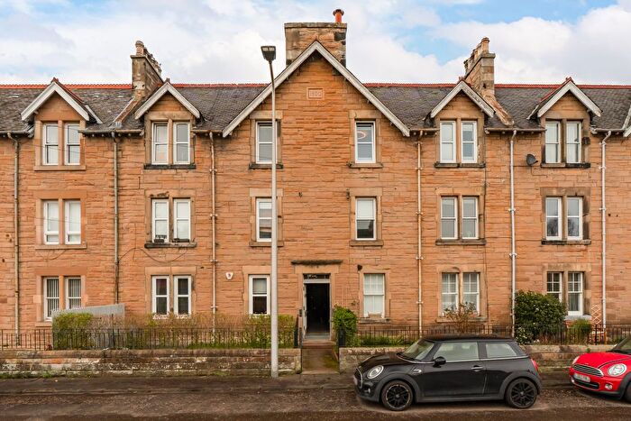 2 Bedroom Flat For Sale In / Manse Street, Edinburgh, EH12