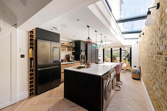 4 Bedroom House For Sale In Cheneys Road, Leytonstone, E11