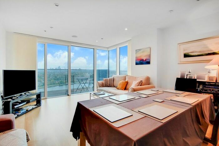 2 Bedroom Flat To Rent In Woodberry Grove, London, N4