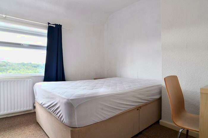 5 Bedroom Detached House To Rent In Goodwood Way, Brighton, BN2