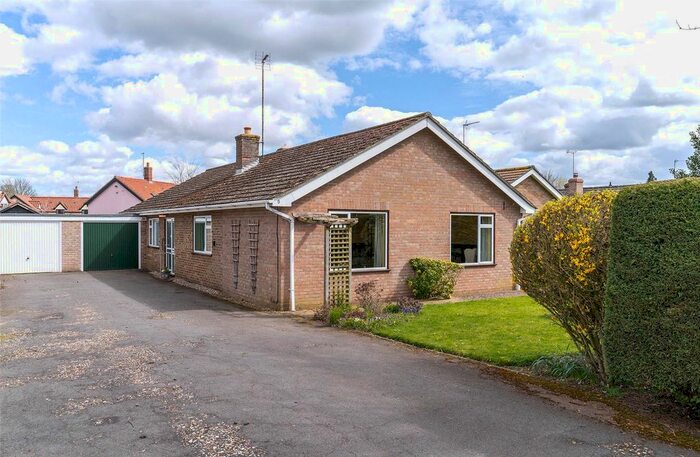 3 Bedroom Bungalow For Sale In Maltings Close, Moulton, Newmarket, Suffolk, CB8