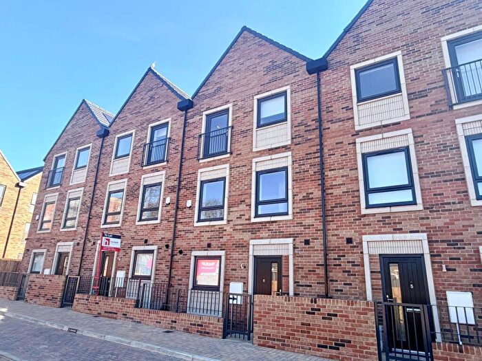 4 Bedroom Terraced House To Rent In Devon Street, Sunderland, SR2