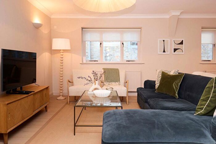 3 Bedroom Flat To Rent In Maida Hill, W9
