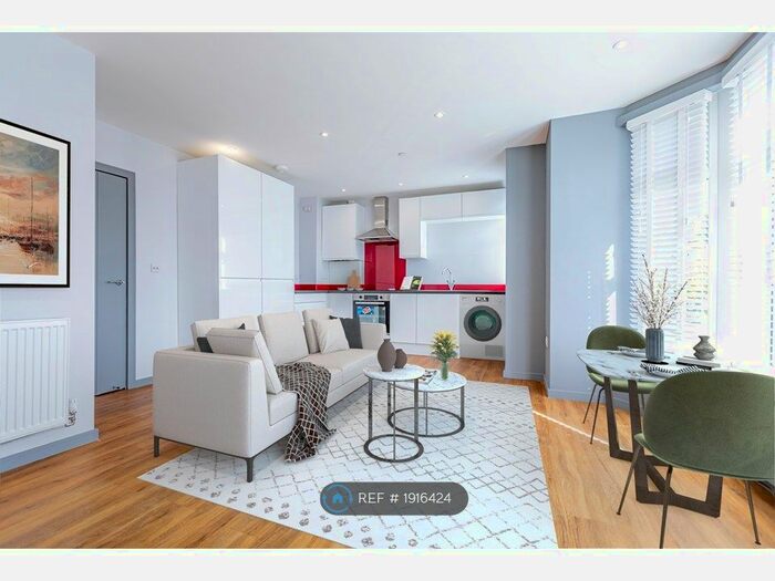 1 Bedroom Flat To Rent In Godfrey Road, Newport, NP20