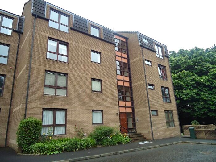 2 Bedroom Flat To Rent In Guardians Wood, Murrayfield, Edinburgh, EH12