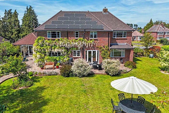 4 Bedroom Detached House For Sale In Wareham, BH20