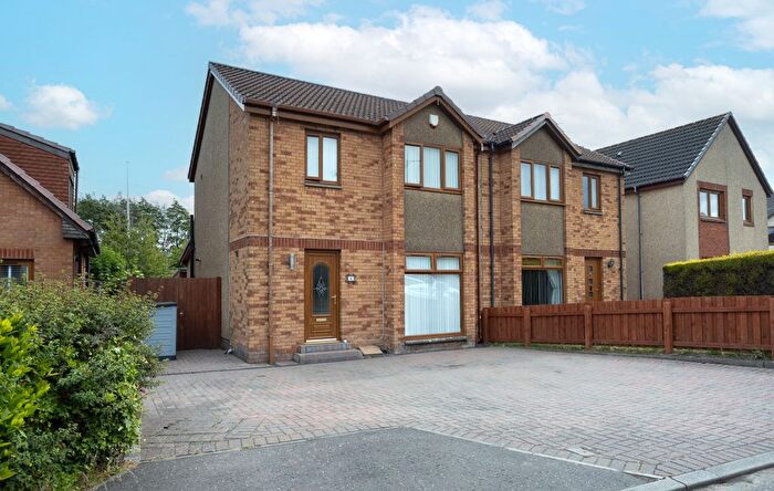 4 Bedroom Semi-detached House For Sale In Old School Place, Kirkcaldy, Kirkcaldy, KY1