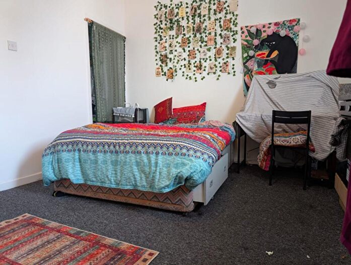 Studio To Rent In Lodge Causeway, Bristol, BS16