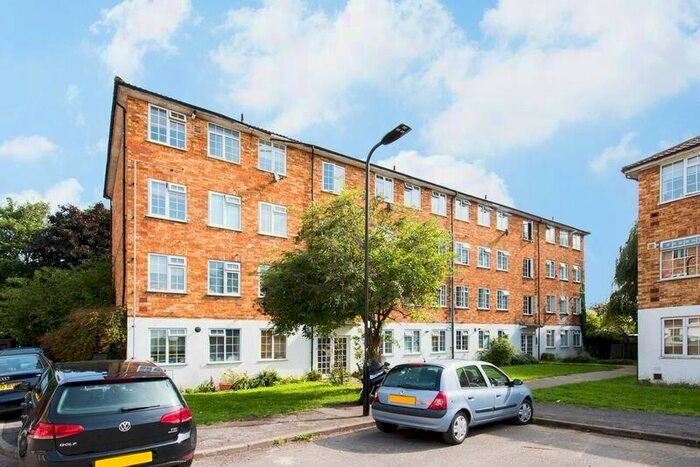 2 Bedroom Flat To Rent In Barbican Road, Greenford, UB6