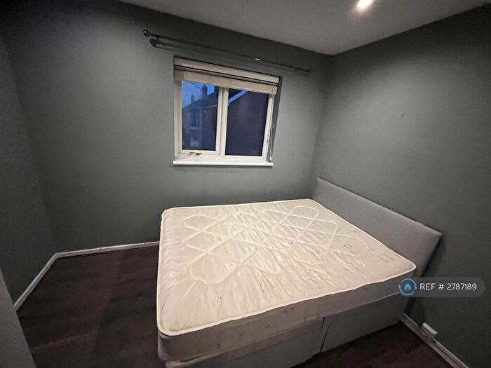 3 Bedroom Terraced House To Rent In Long Lynderswood, Basildon, SS15