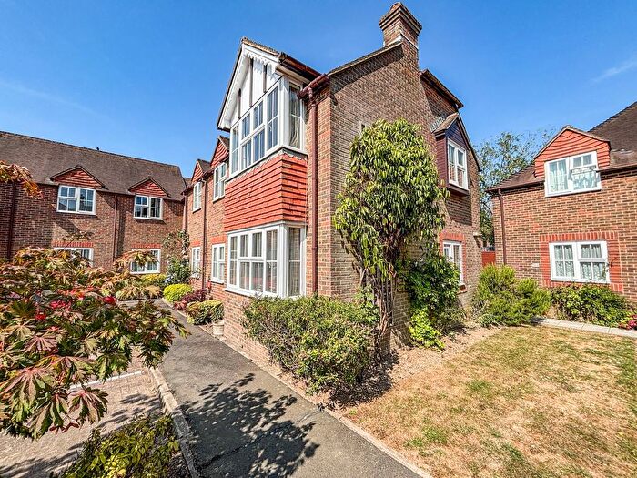 2 Bedroom Property For Sale In Rue De Bayeux, Battle, TN33