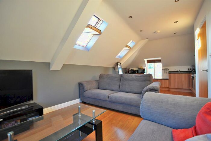 1 Bedroom Flat To Rent In Chiltern Road, Prestbury, Cheltenham, GL52