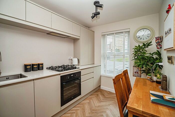 2 Bedroom Flat For Sale In William Street, Weymouth, Dorset, DT4