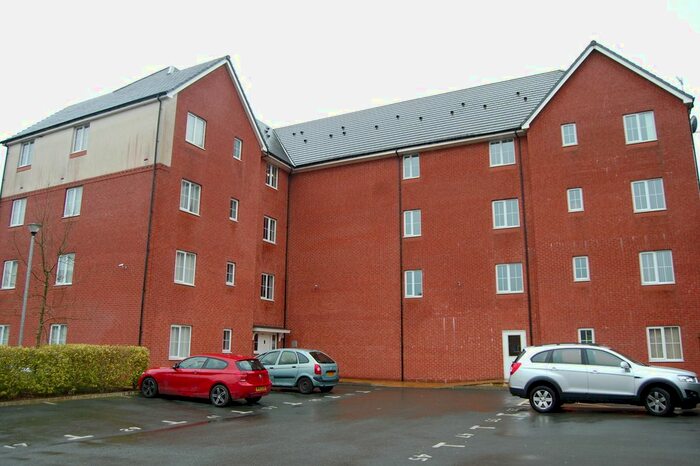 2 Bedroom Flat To Rent In Sydney Barnes Close, Rochdale, OL11
