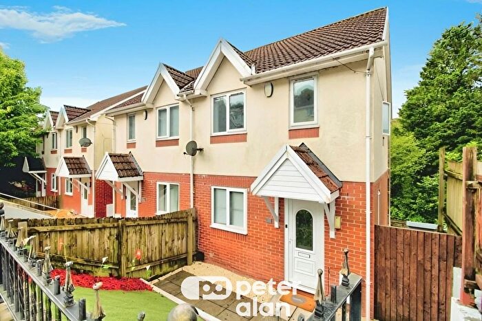 3 Bedroom Property To Rent In Caerphilly Road, Senghenydd, Caerphilly, CF83