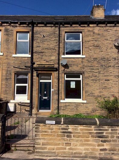 2 Bedroom Terraced House To Rent In Newcombe Street, Elland, HX5