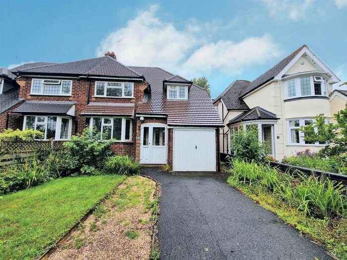3 Bedroom Semi-Detached House To Rent In Birmingham Road, Alvechurch, Birmingham, B48