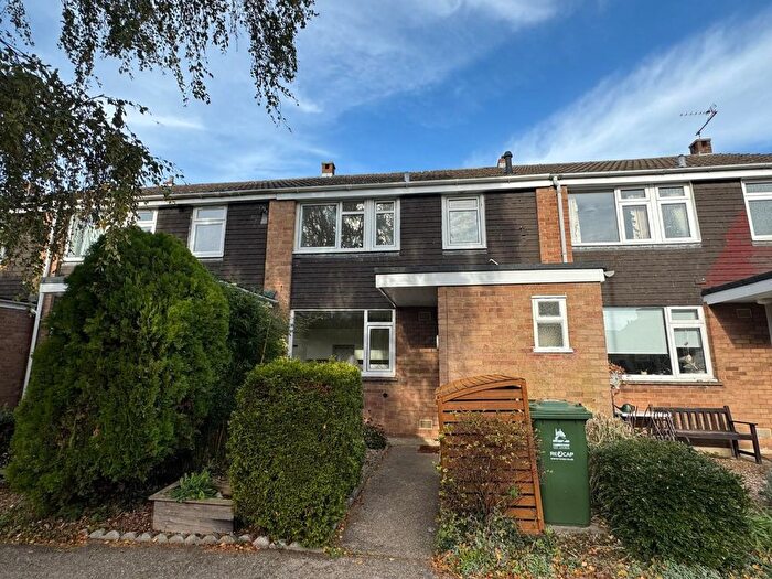 3 Bedroom Terraced House To Rent In Birch Close, Cambridge, CB4