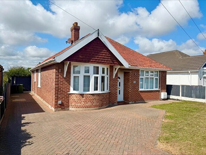 3 Bedroom Detached Bungalow For Sale In Grange Road, Caister-on-sea, NR30