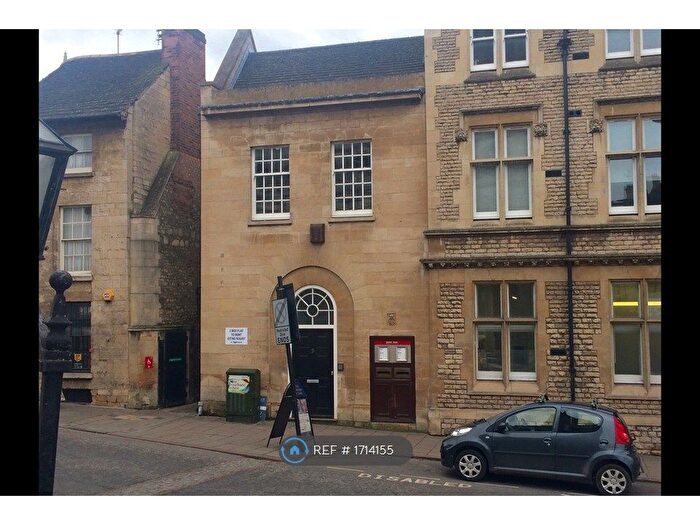 2 Bedroom Flat To Rent In The Old Post Office, Stamford, PE9
