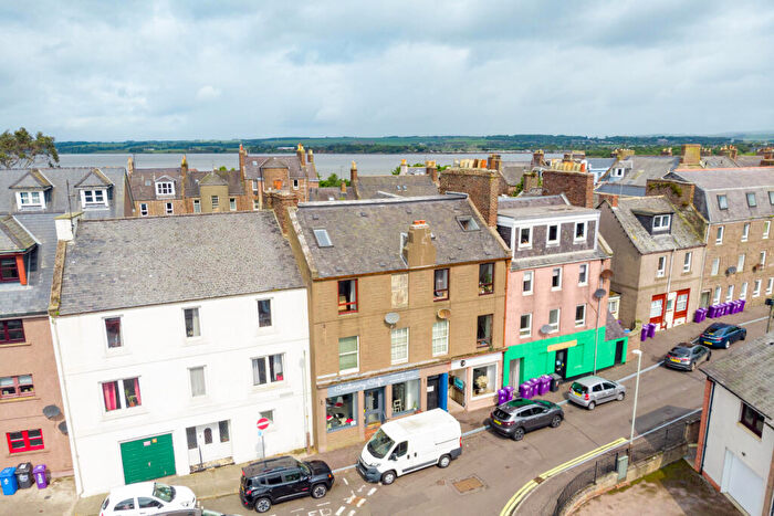 3 Bedroom Maisonette For Sale In Castle Street, Montrose, DD10