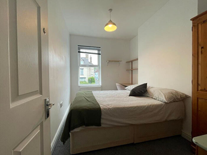 4 Bedroom House To Rent In Carholme Road, Lincoln, LN1