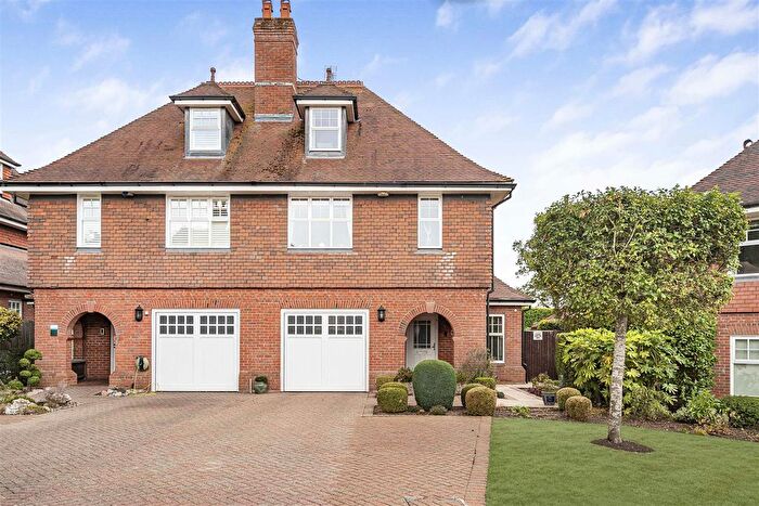 3 Bedroom Semi-Detached House For Sale In Holbrook Gardens, Aldenham, WD25