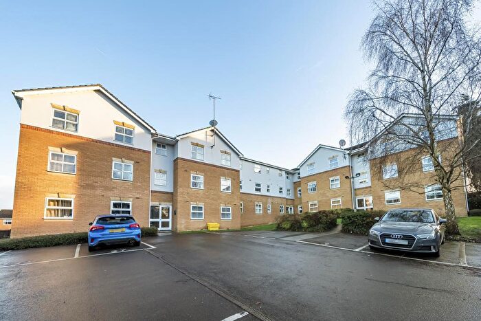 2 Bedroom Apartment To Rent In Elm Park, Reading, RG30